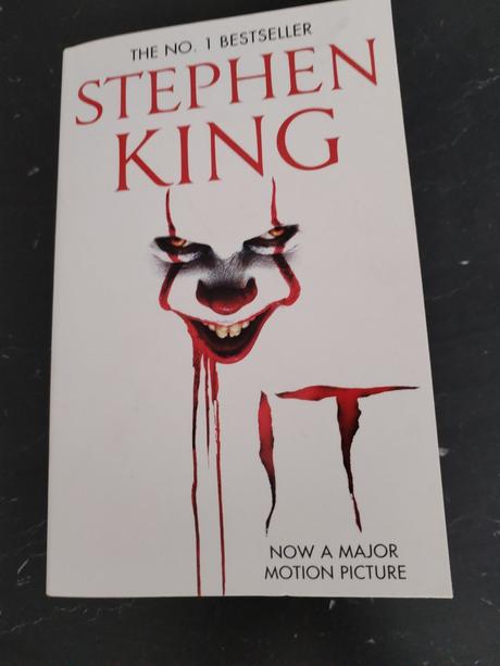 Kniha anglicka stephen king it, 