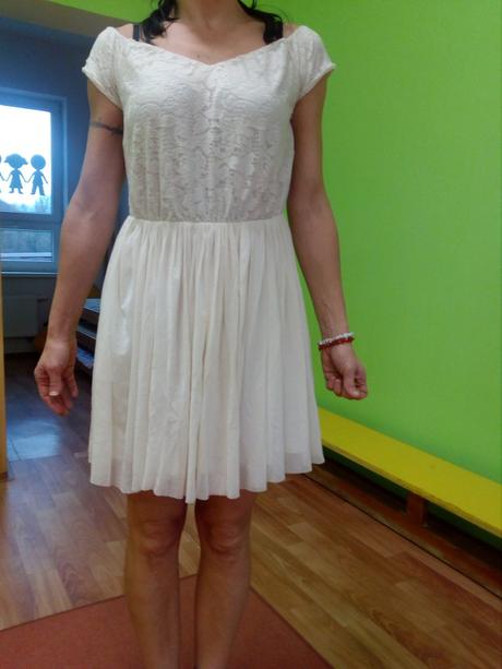 Kremove saty asos, 40