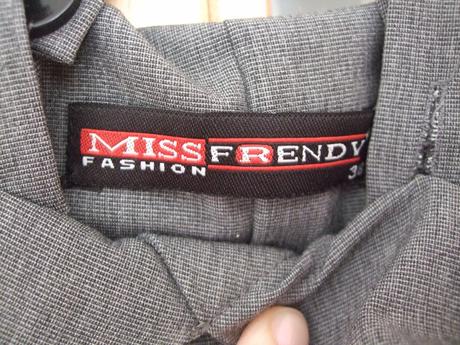 Elegantná sukňa s  trakmi, 164