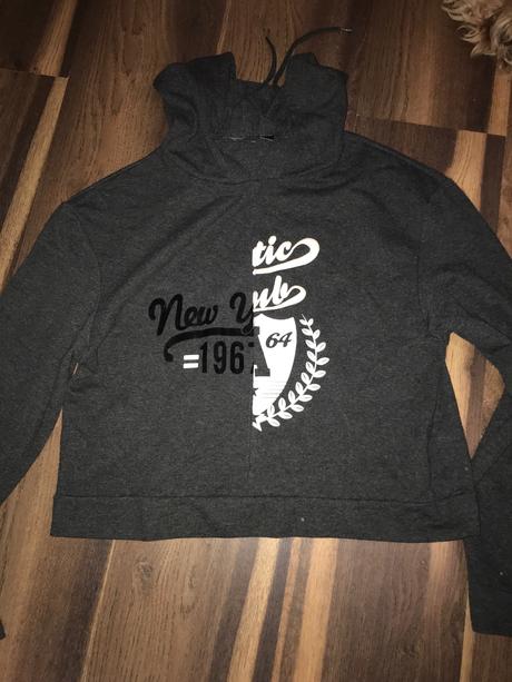 Mikina, atmosphere,m