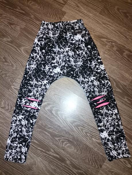 Tepláky tin tin, 128