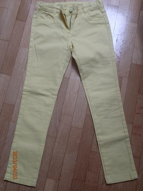 Žlté rifle 128-134, c&a,128