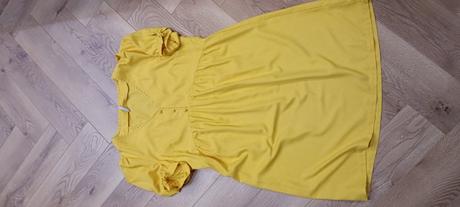 Žlté šaty, 40