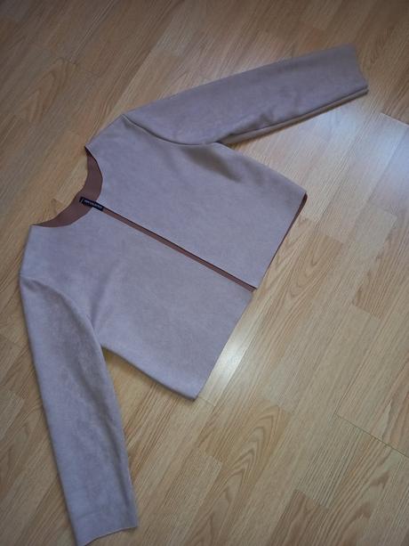 Béžové bolero, l