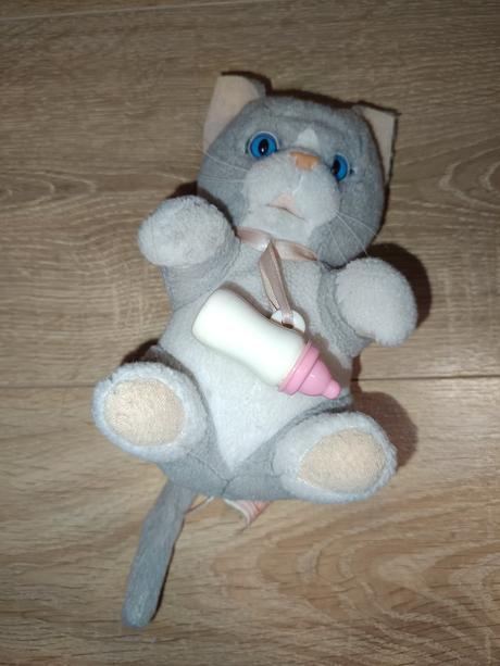 Interaktívne mačiatko,