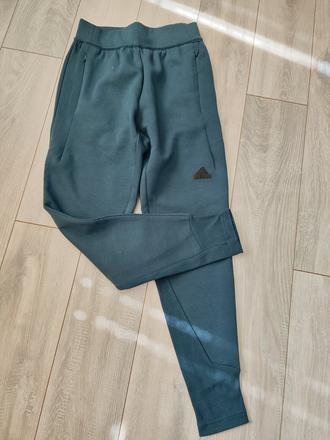 Z.n.e adidas tepláky, adidas,s