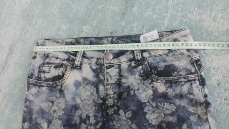 Rifle s potlačou kvetov, takko,m