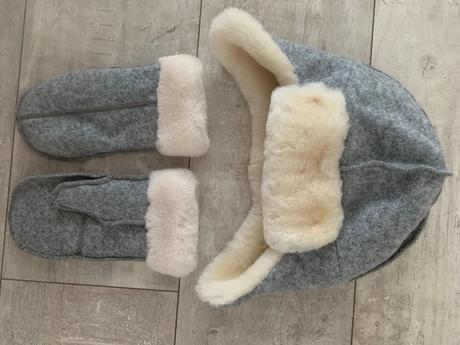 Ugg set, čiapka a rukavice, 116