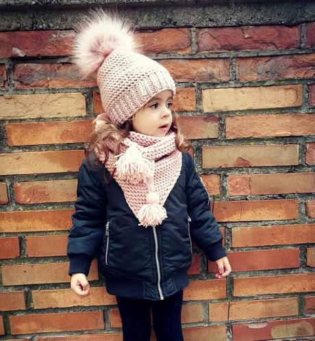 Čiapka so šálom, šatkou,..., 56 - 158