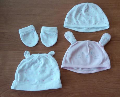 Novorodenecký set - rukavice, čiapočky, 56
