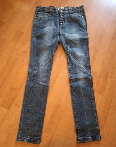 Dámske rifle, bershka,36