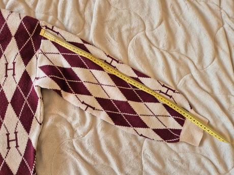 Svetríkový crop hp, cena s poštovným, h&m,146