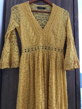 Dlhé čipkované šaty, s