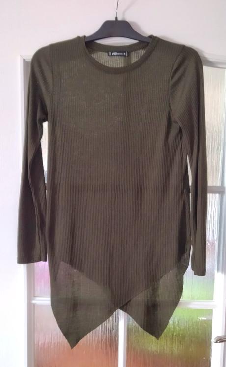 Khaki vrúbkovaný top, new yorker,m