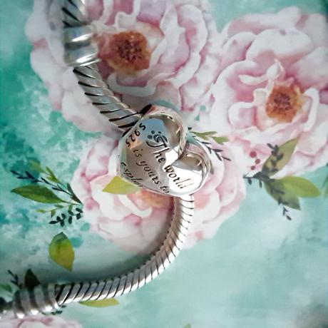 Prívesok cestovanie v srdci,