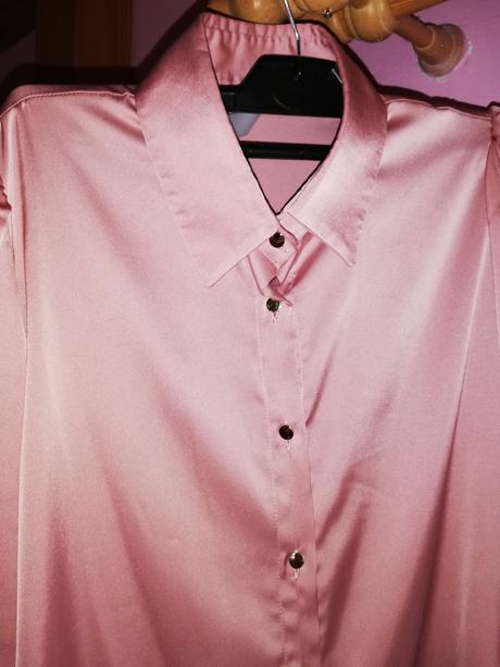 Dámska elegantná bluzka., s