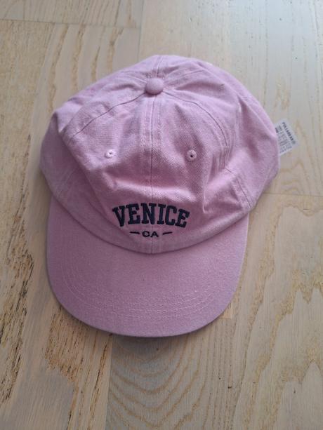 Šiltovka, pull&bear