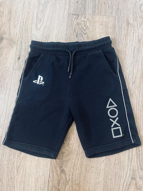 Kraťasy playstation, tesco,140