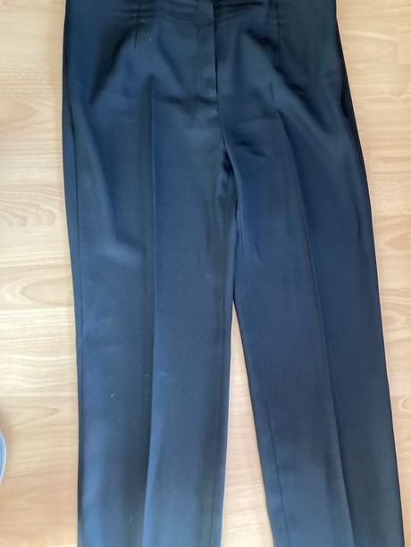 Elegantne nohavice 44, 44
