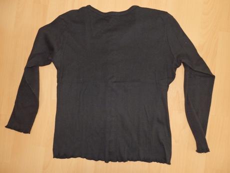 Cierna suprava sveter plus tricko, s