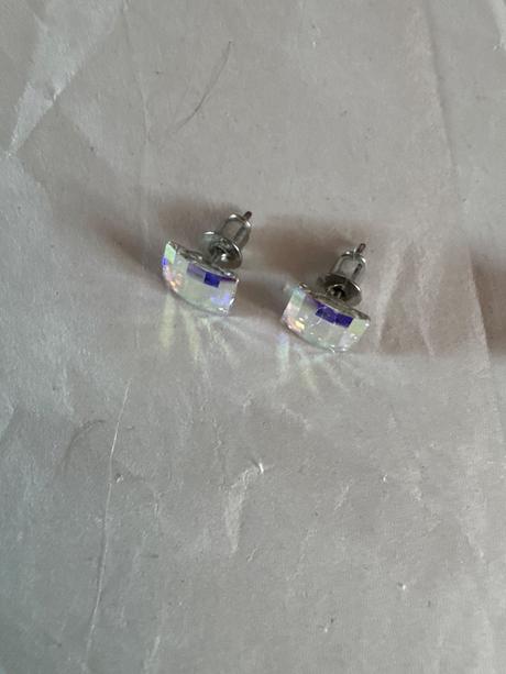 Strieborné naušnice, 