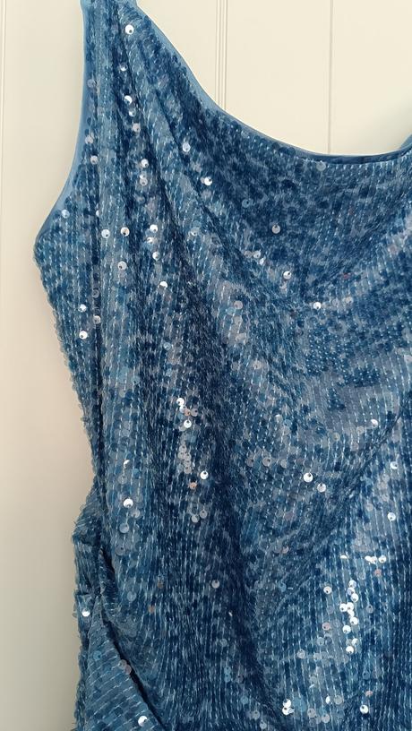 Trblietavé šaty, reserved,l