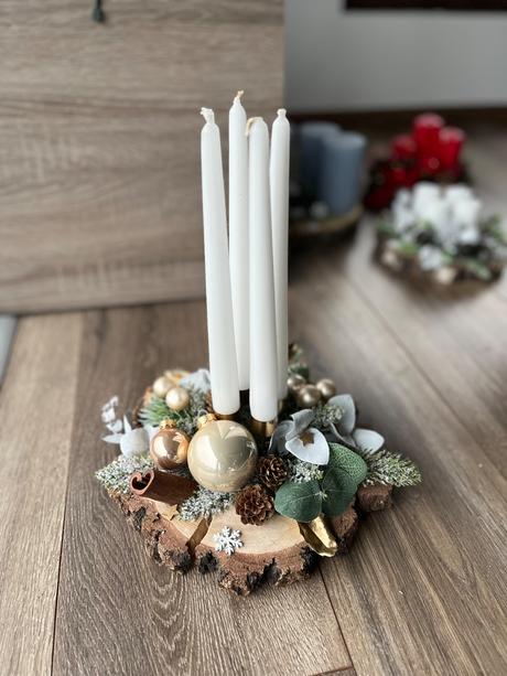 Adventný veniec vysoké sviece,