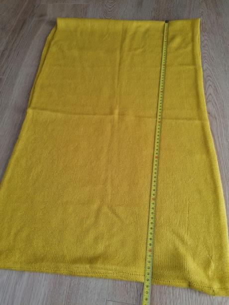 Tunelovy šál, reserved