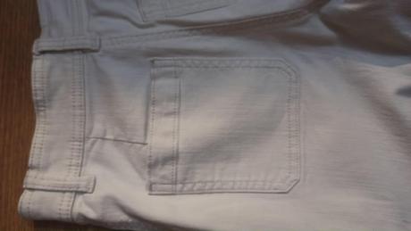 Rifle moderné, maslové, málo nosené, 34