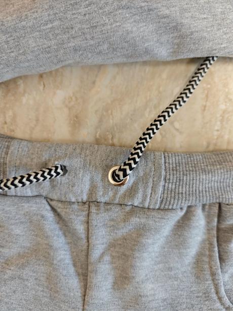 Tepláková súprava, 134