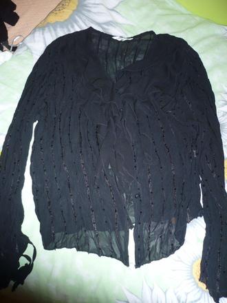 Blúzka s volanovym vystrihom, xl