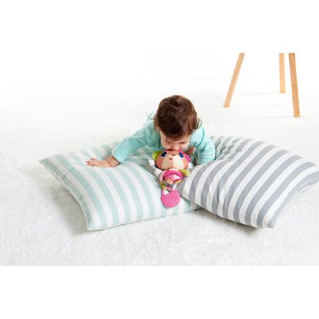 Tiny love závesná hračka medvedica izzy, 