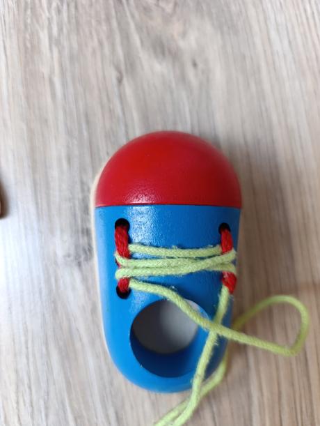 Drevené montessori hračky, 