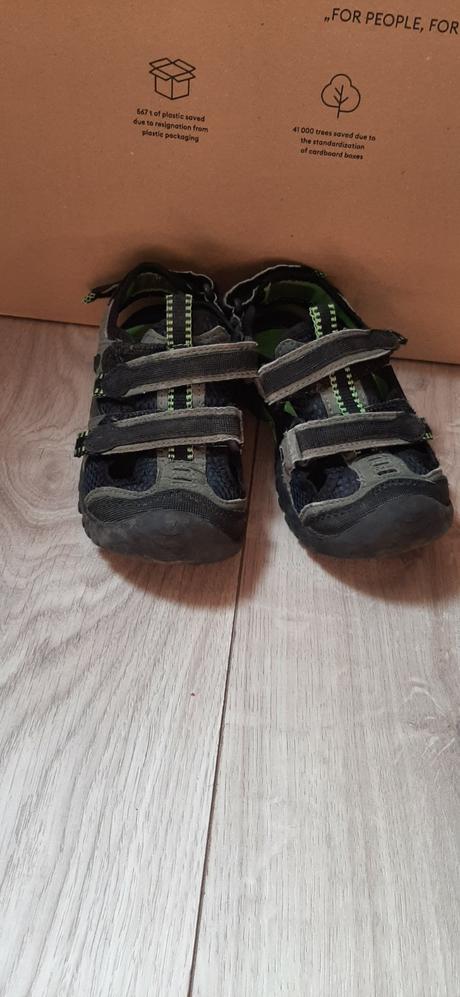 Sportove sandale, 30