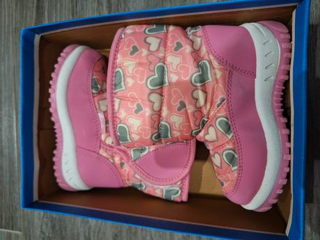 Čižmičky cortina, 24