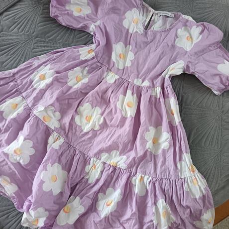 Krásne šaty s kvetmi, reserved,146