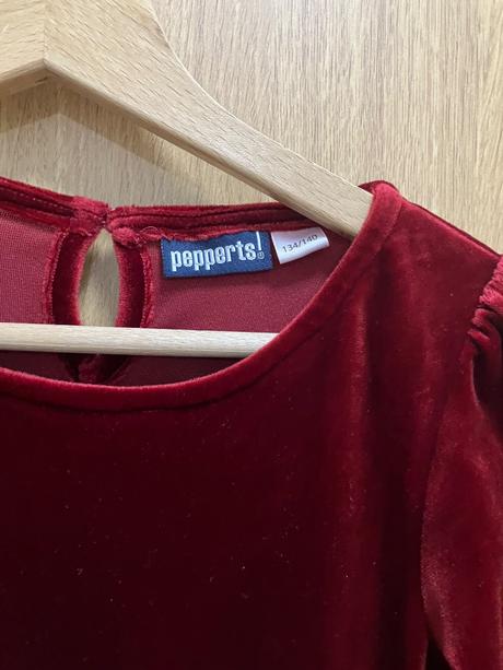 Zamatove šaty, pepperts,140