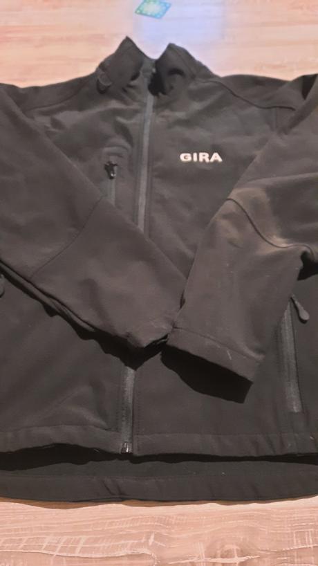 Softshellova bunda, s