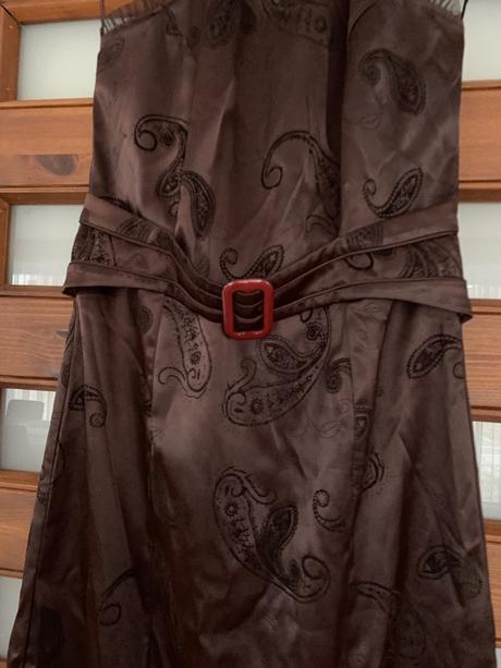 Spoločenské šaty, l