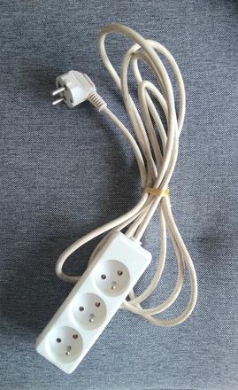 Predlžovací kábel ako nový 3x zásuvka,