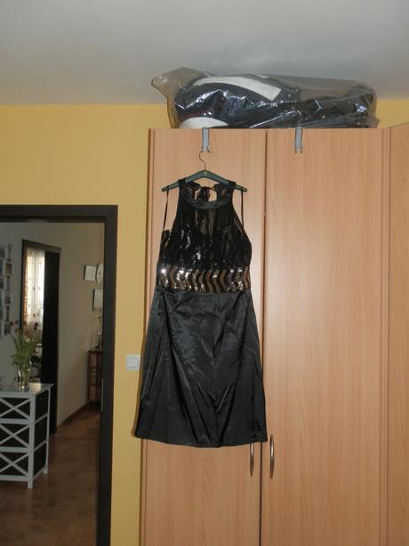 Čierno strieborne koktejlove šaty, xl