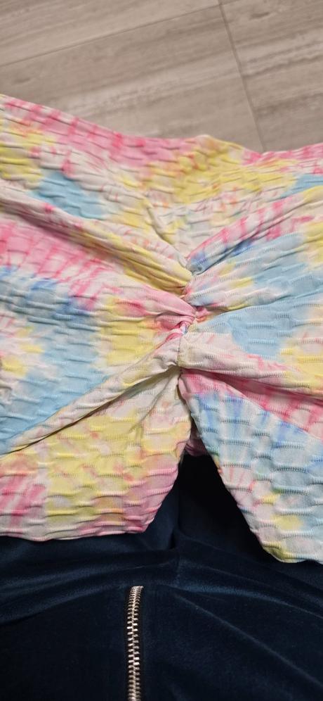 Hrrubsi farebny leginy, 44