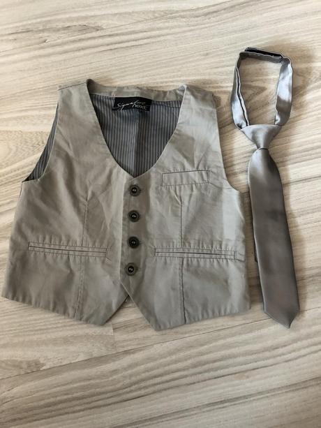 Vesta + kravata, 68