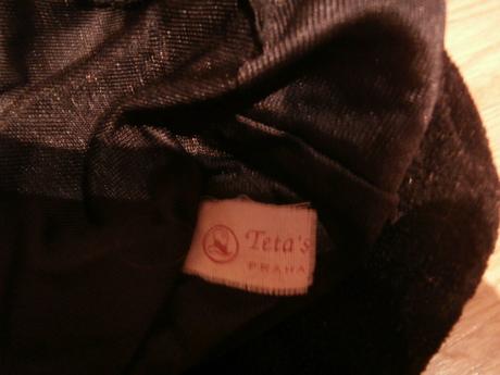 Elegantný, dámsky klobúčik/čiapka, m