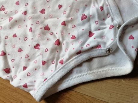 Srdiečkové bodynko, 74