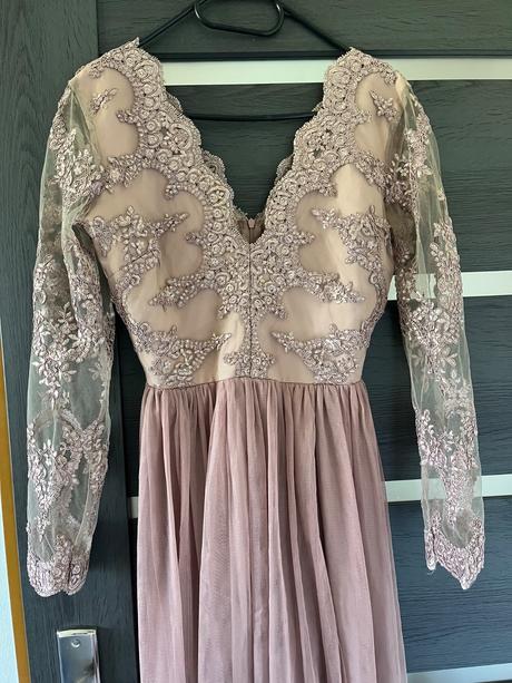 Medené spoločenské šaty, s