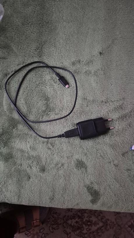 Kabel lg k mobilu, lg