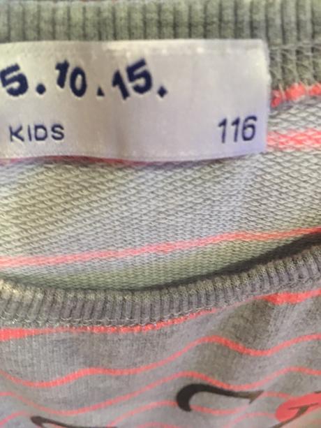 Teplákove šaty, 116