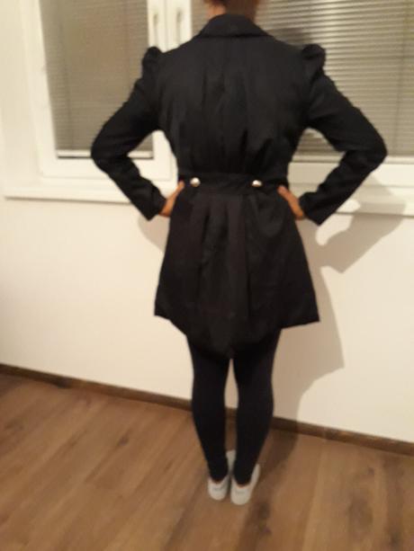 Dámsky čierny kabát, m