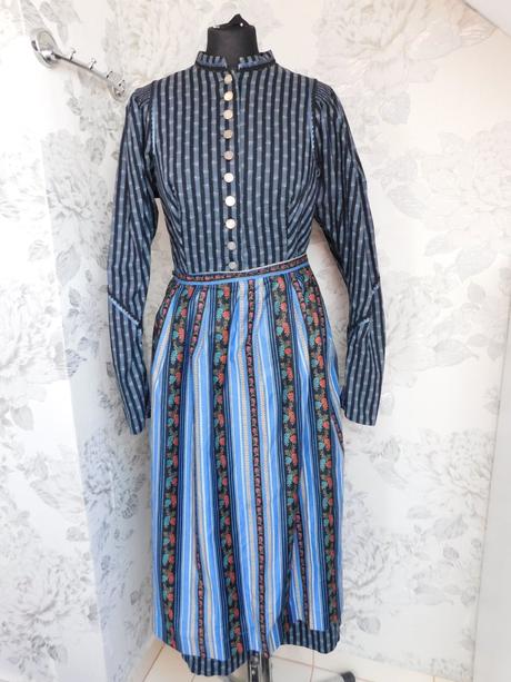 Luxusny dirndl saty/kroj, 44